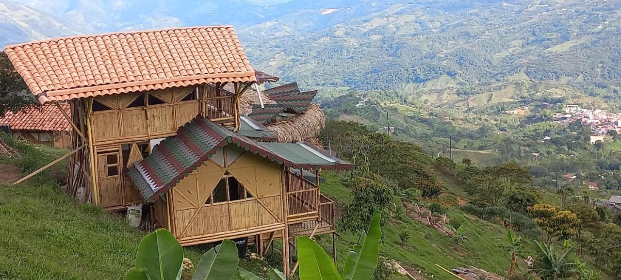Ecohotel Soplo Del Tambo Cocorná Exteriér fotografie